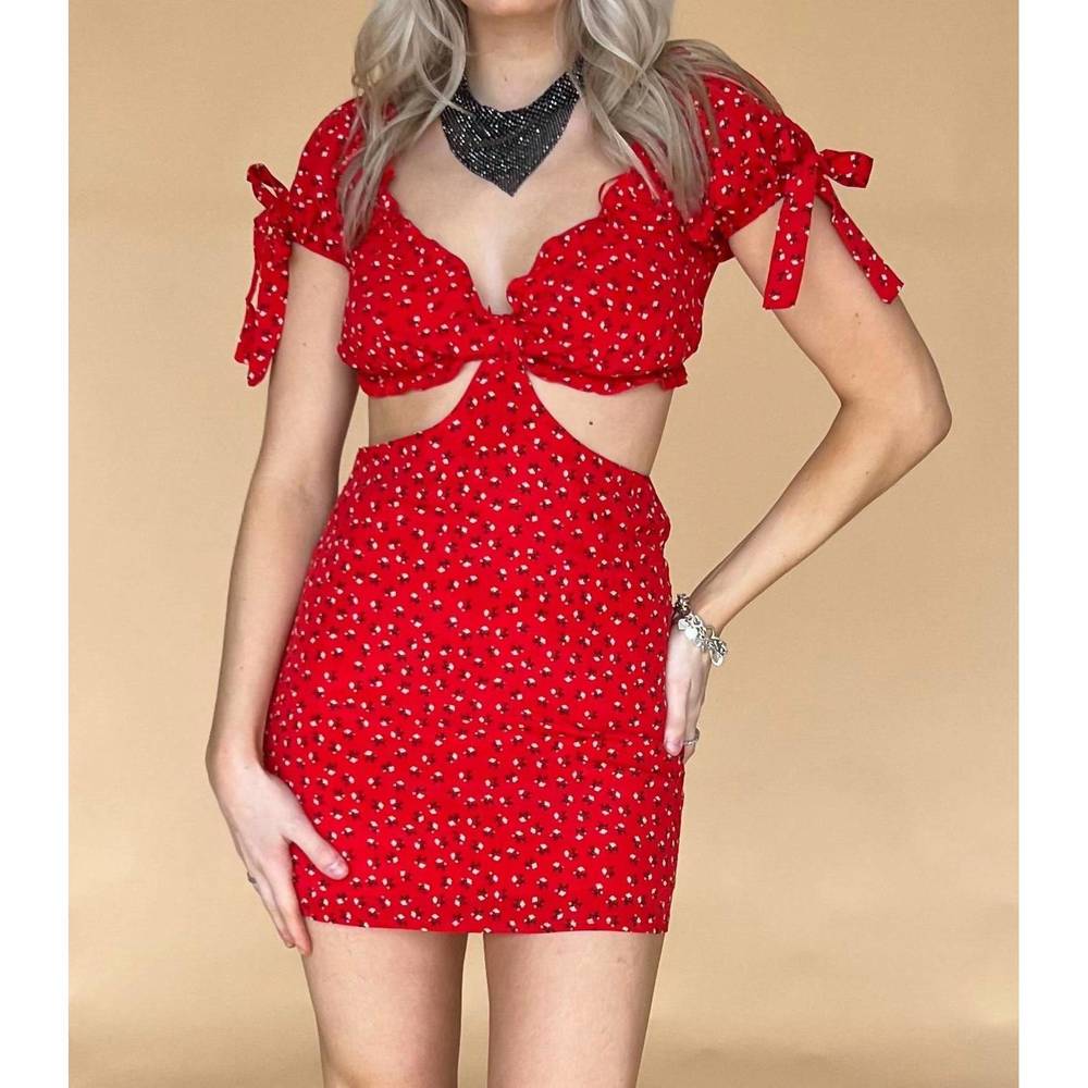 NEW CELLECCI angelina dress in red